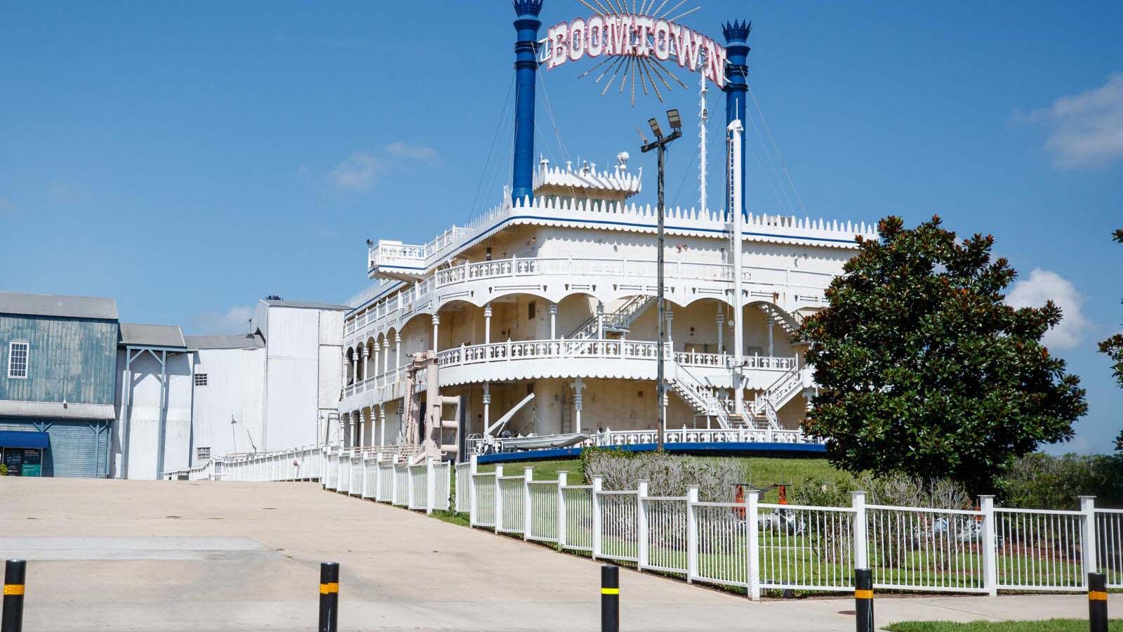 PENN's Boomtown Casino Goes Ashore as Hollywood New Orleans