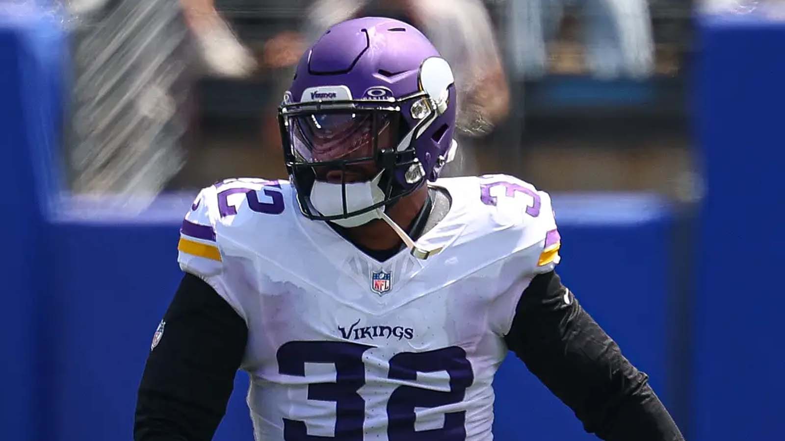 Vikings Lose Jamal Adams For The Season To A Knee Injury